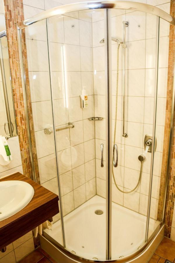 Akzent Hotel Restaurant Hirsch Heidenheim an der Brenz Kültér fotó